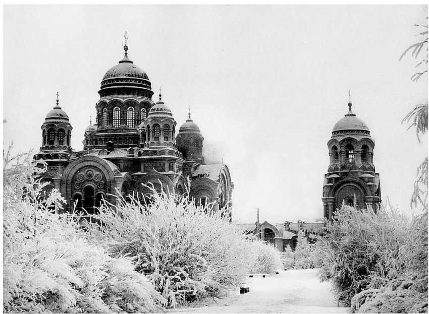Собор Казанской иконы Божией Матери, Иркутск (Иркутск, город, Иркутская область). архивная фотография, Фотография с сайта humus.livejournal.com/2629458.html