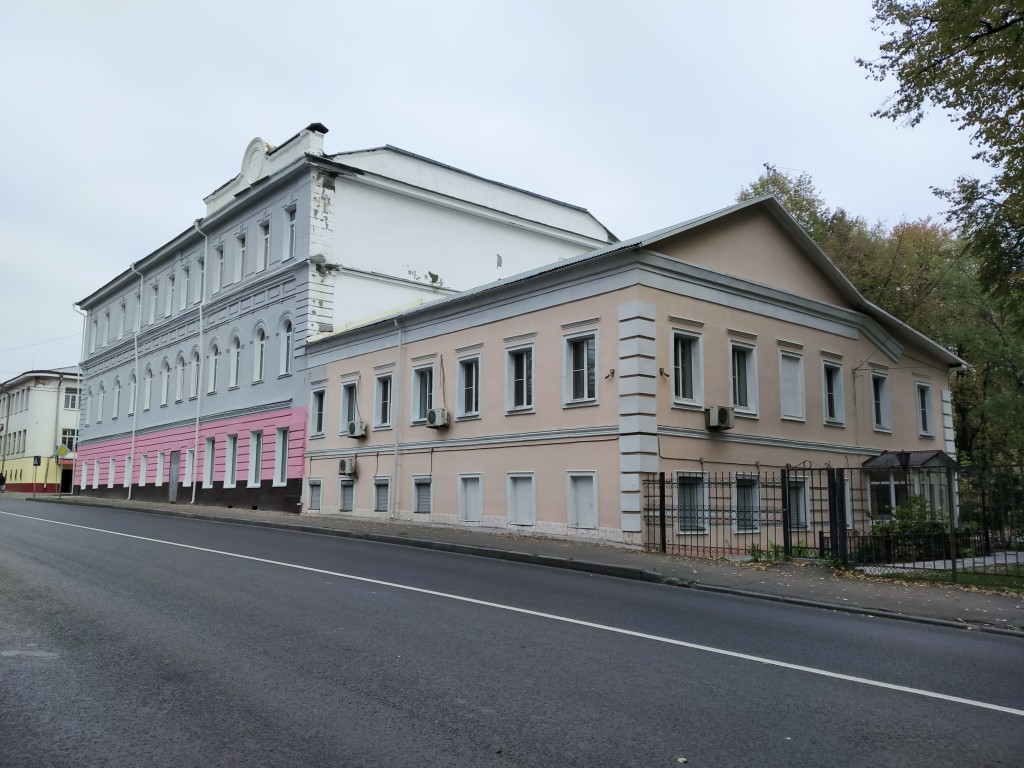 Церковь Николая Чудотворца при гимназии, Серпухов (Серпуховский городской округ и гг. Протвино, Пущино, Московская область). фасады, Главный фасад