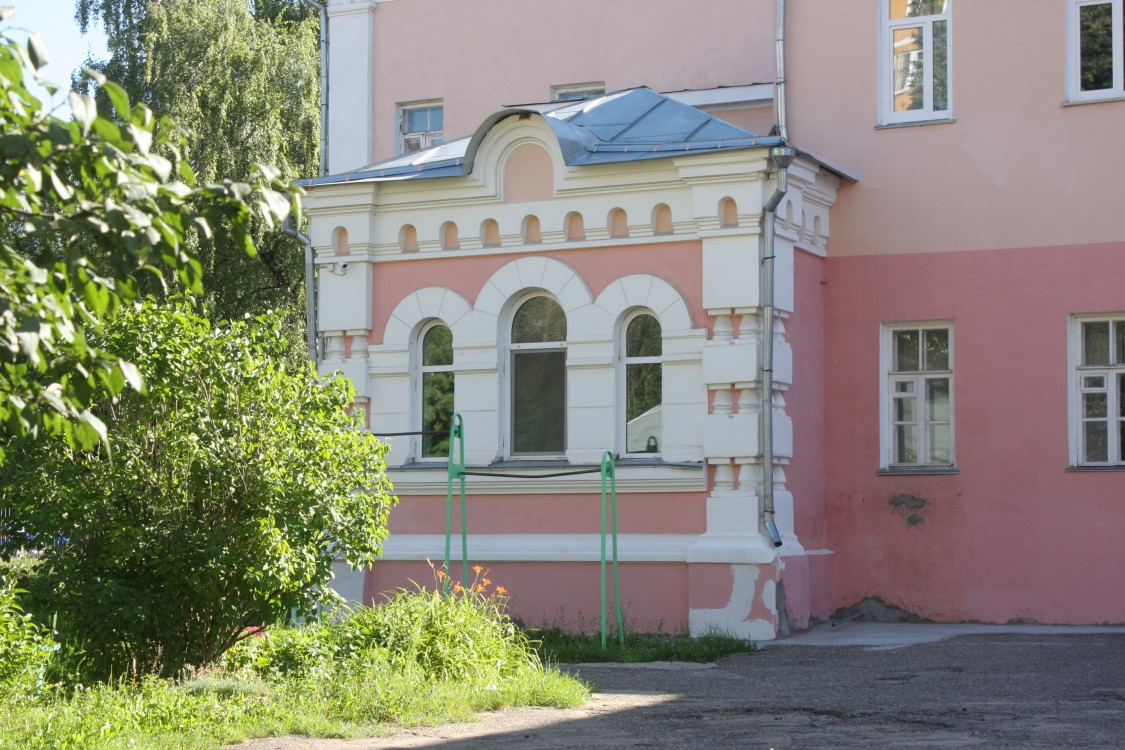 Неизвестная часовня при богаделенном доме Фирсанова, Серпухов (Серпуховский городской округ и гг. Протвино, Пущино, Московская область). фасады