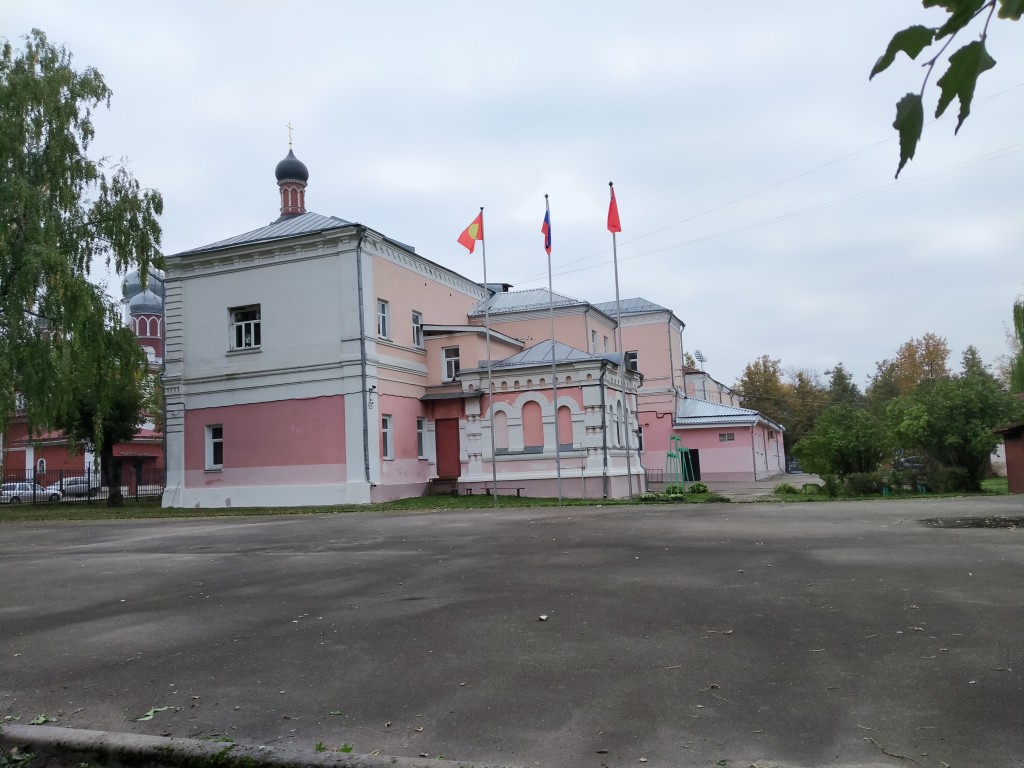 Неизвестная часовня при богаделенном доме Фирсанова, Серпухов (Серпуховский городской округ и гг. Протвино, Пущино, Московская область). фасады