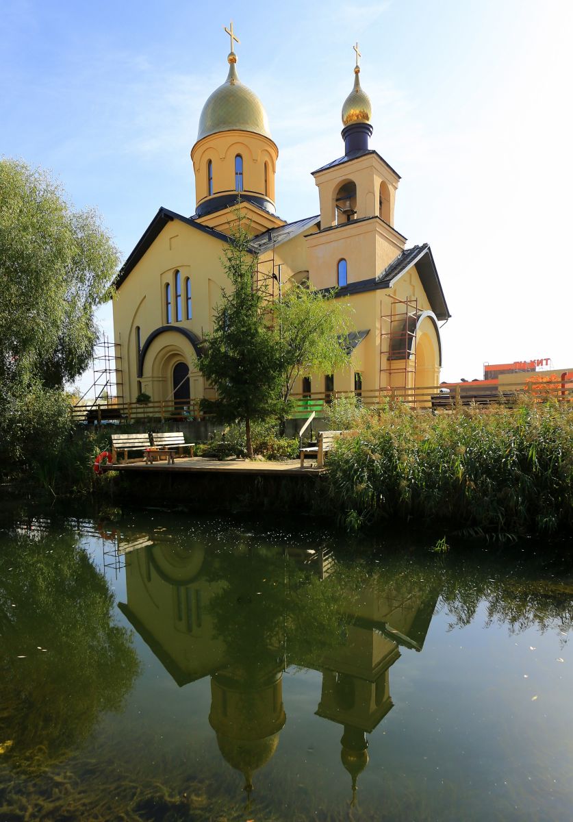 Церковь Георгия Победоносца, Нахабино (Красногорский городской округ, Московская область). фасады