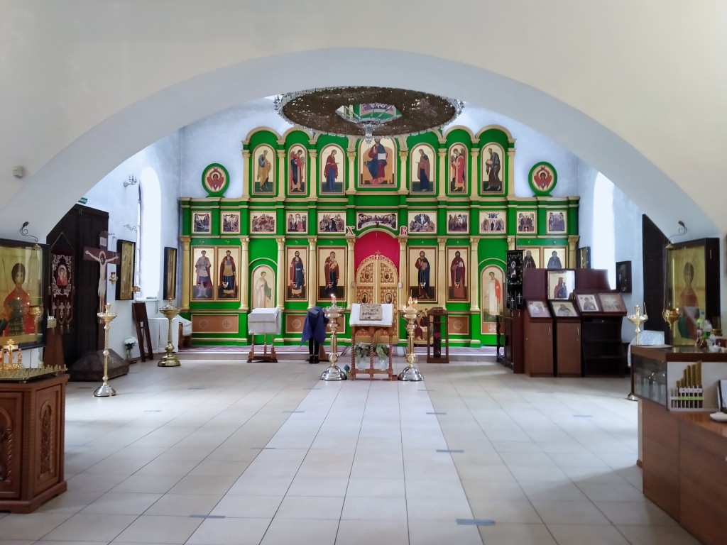 Церковь Даниила Московского, Нахабино (Красногорский городской округ, Московская область). интерьер и убранство, интерьер (общий вид)