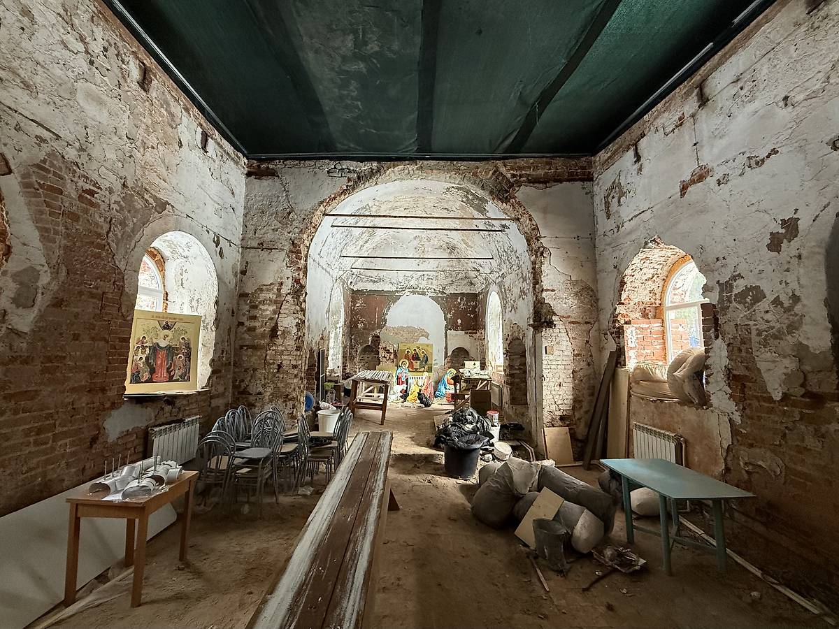 Основной объем, вид с запада, интерьер и убранство. Церковь Воздвижения Креста Господня, Авангард, ДО (Лукино, Воздвиженское) (Серпуховский городской округ и гг. Протвино, Пущино, Московская область)