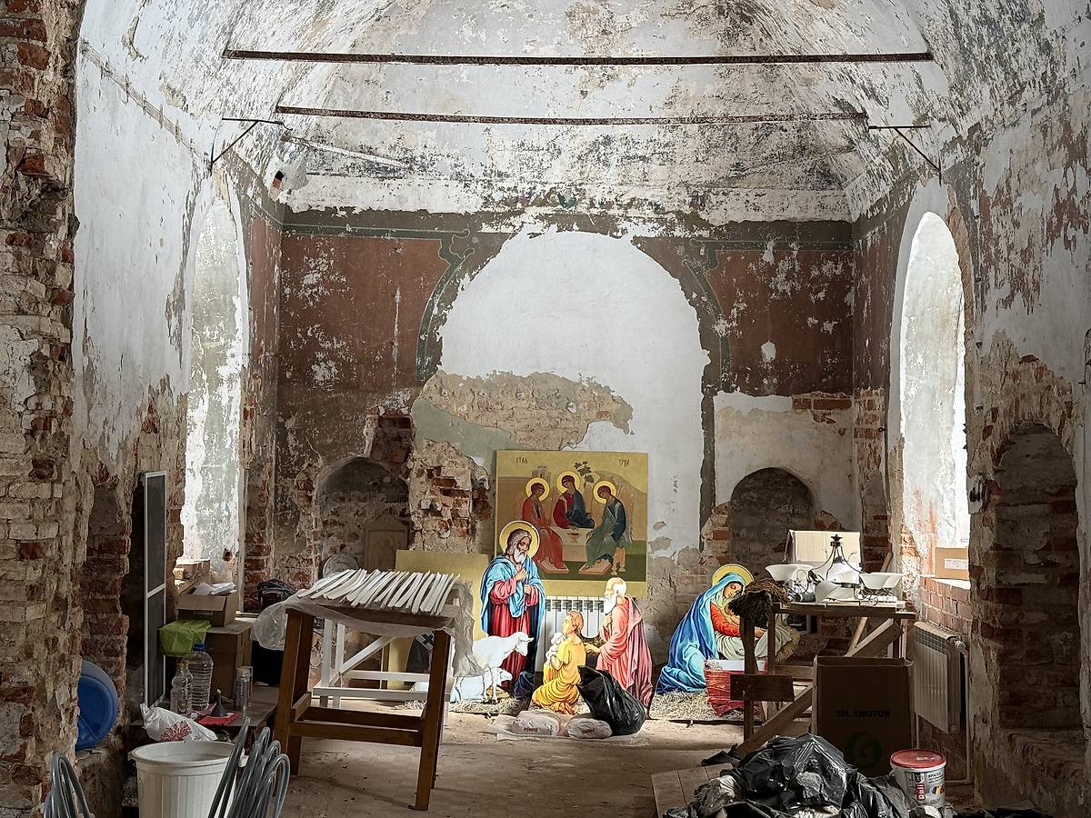 Главный алтарь, интерьер и убранство. Церковь Воздвижения Креста Господня, Авангард, ДО (Лукино, Воздвиженское) (Серпуховский городской округ и гг. Протвино, Пущино, Московская область)