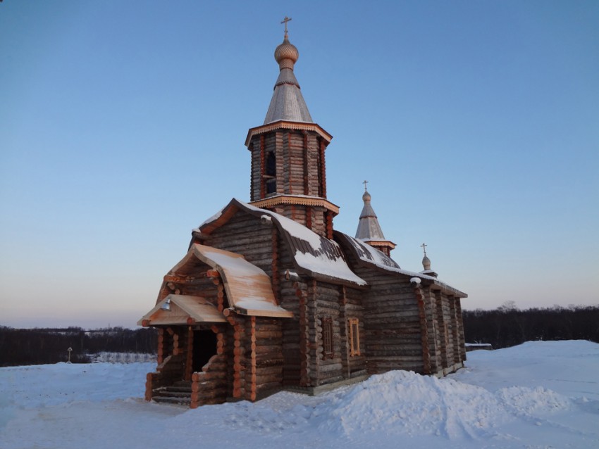 Трифонов Печенгский монастырь в Луостари. Церковь Троицы Живоначальной, Луостари (Печенгский район, Мурманская область). фасады