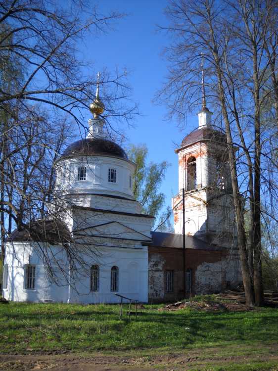 Юрьевское. Церковь Георгия Победоносца. фасады