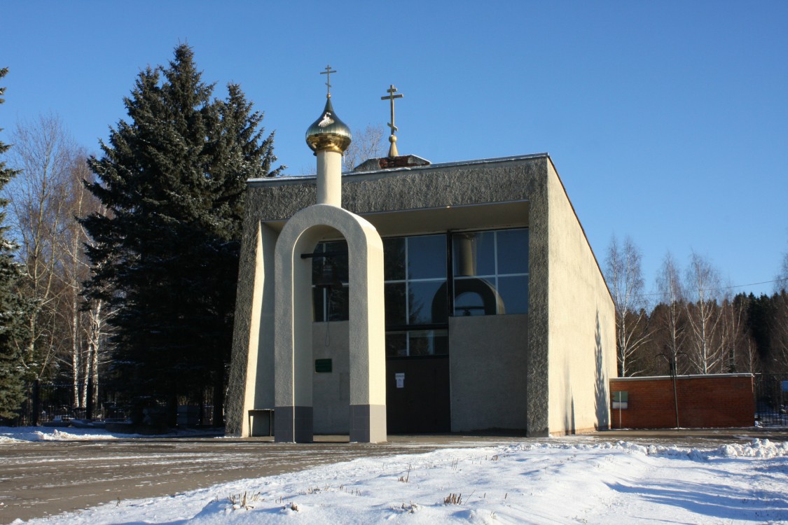 Часовня Всех Святых на городском кладбище, Савёлки (Зеленоград (Зеленоградский административный округ, ЗелАО), г. Москва). фасады