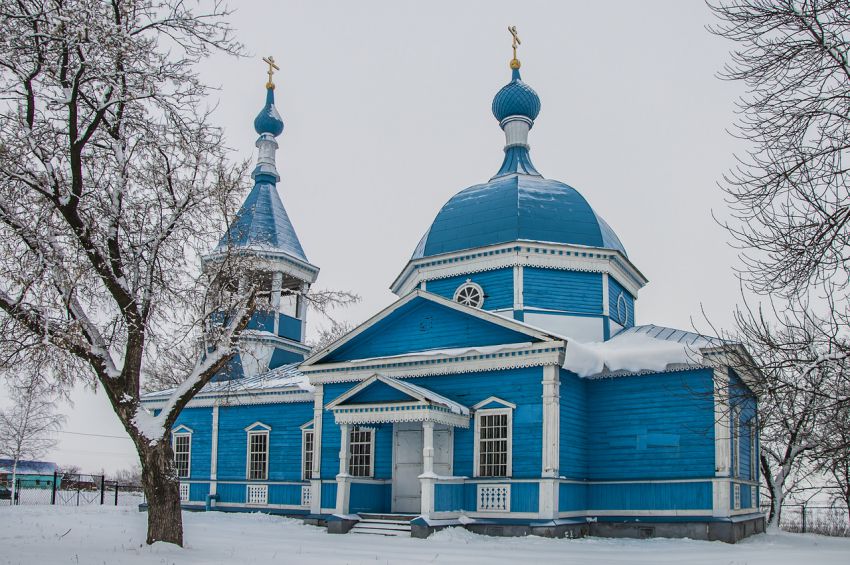 Петровка. Церковь Казанской иконы Божией Матери. фасады