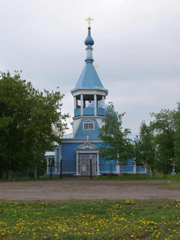 Петровка. Церковь Казанской иконы Божией Матери. фасады