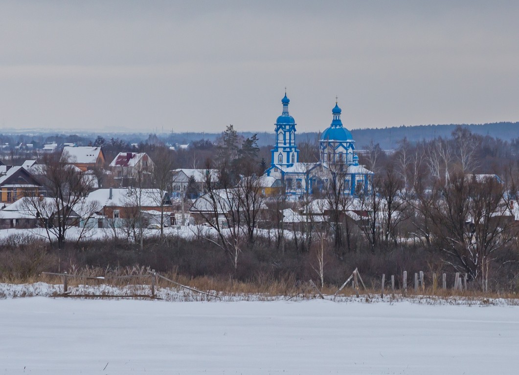 Царёвка. Церковь Михаила Архангела. фасады, Вид с юга, с дороги на Сухотинку