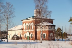 Красново. Церковь Богоявления Господня