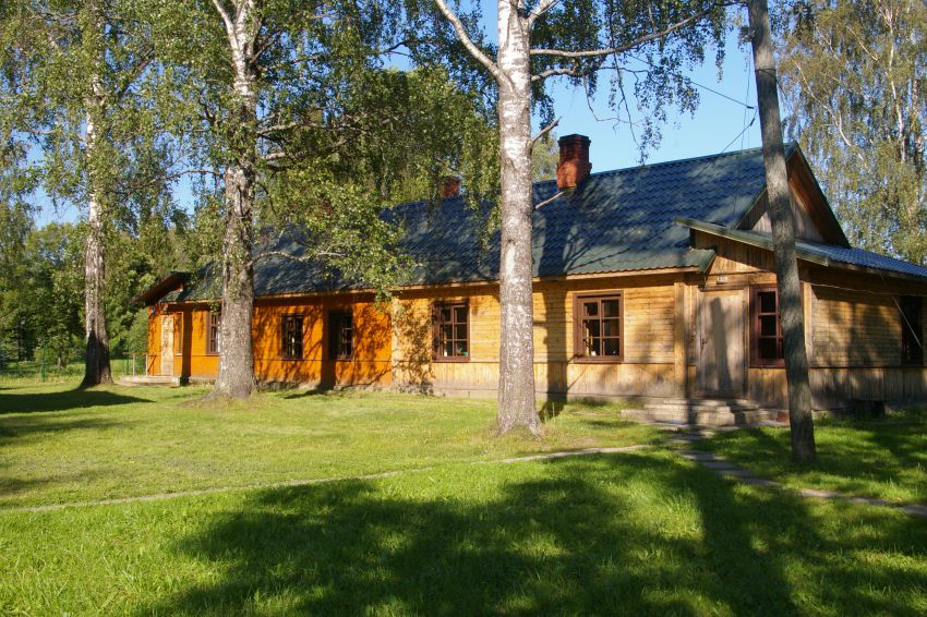 Церковь Евфросинии Полоцкой, Карсава (Лудзенский край, Латвия). общий вид в ландшафте