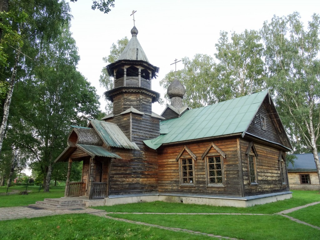 Карсава. Церковь Евфросинии Полоцкой. фасады