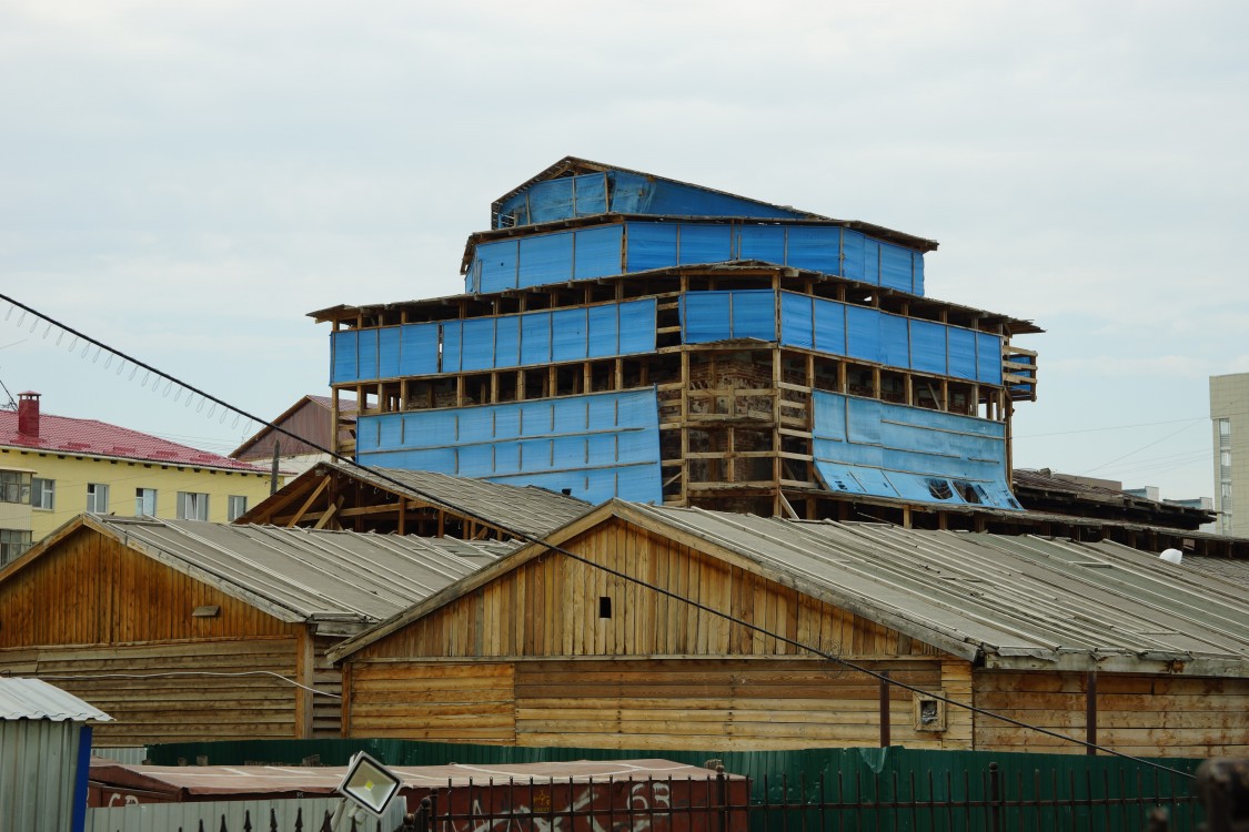 Собор Троицы Живоначальной, Якутск (Якутск, город, Республика Саха (Якутия)). фасады