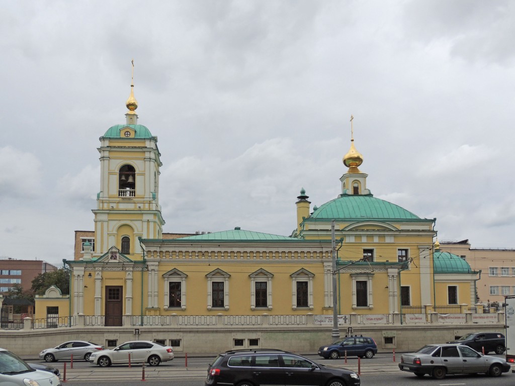 Преображенское. Церковь Спаса Преображения в Преображенском (воссозданная). фасады