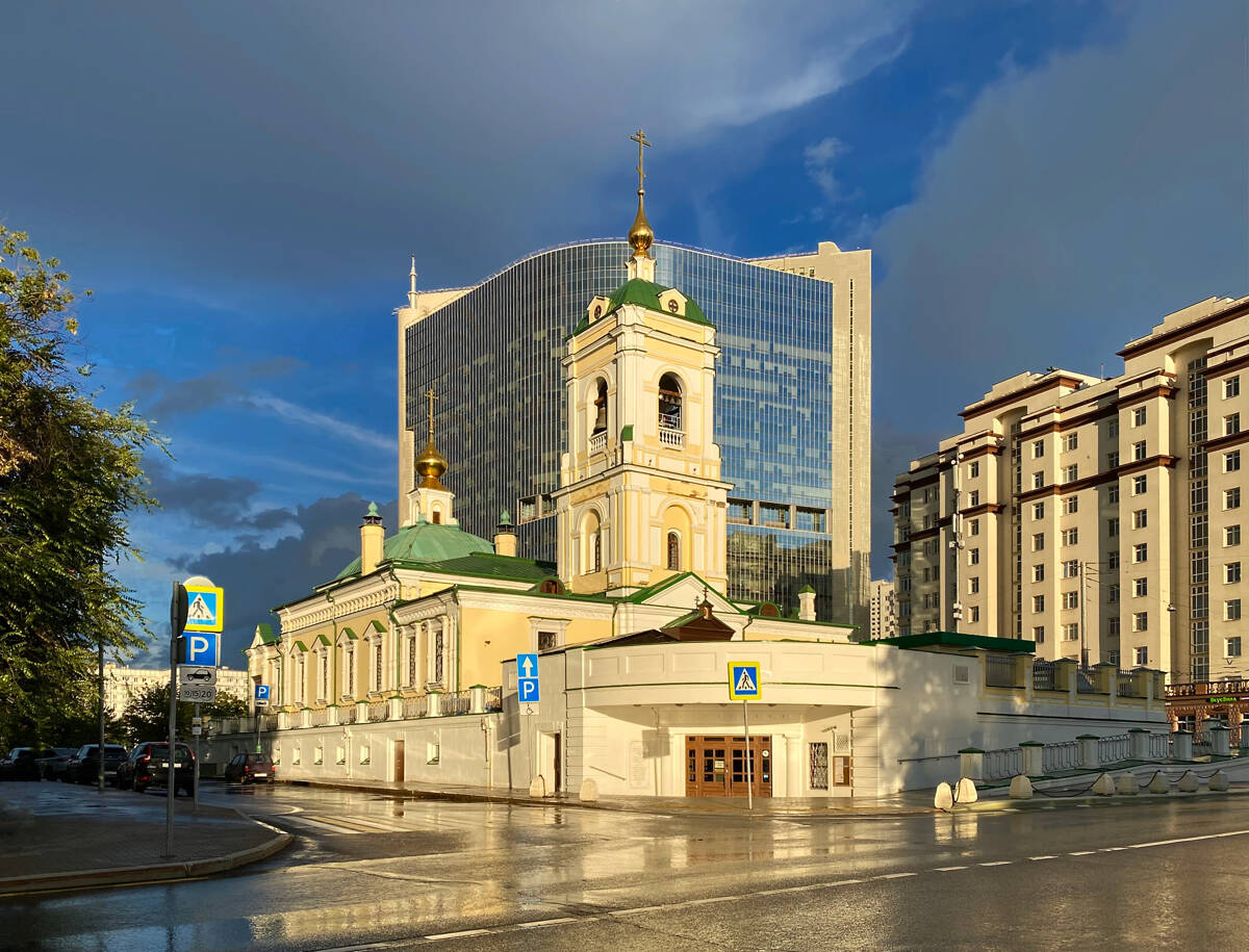 Церковь Преображения Господня в Преображенском (новая), Преображенское (Восточный административный округ (ВАО), г. Москва). фасады, Вид с северо-запада