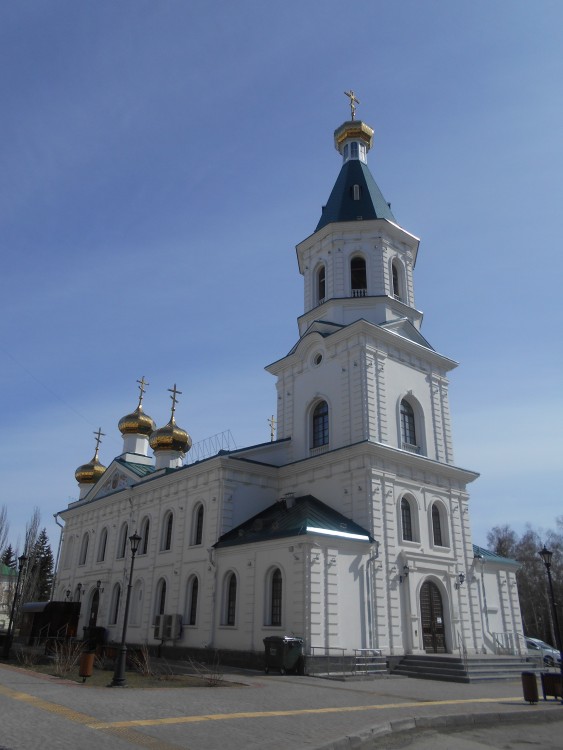 Омск. Собор Воскресения Христова (воссозданный). фасады