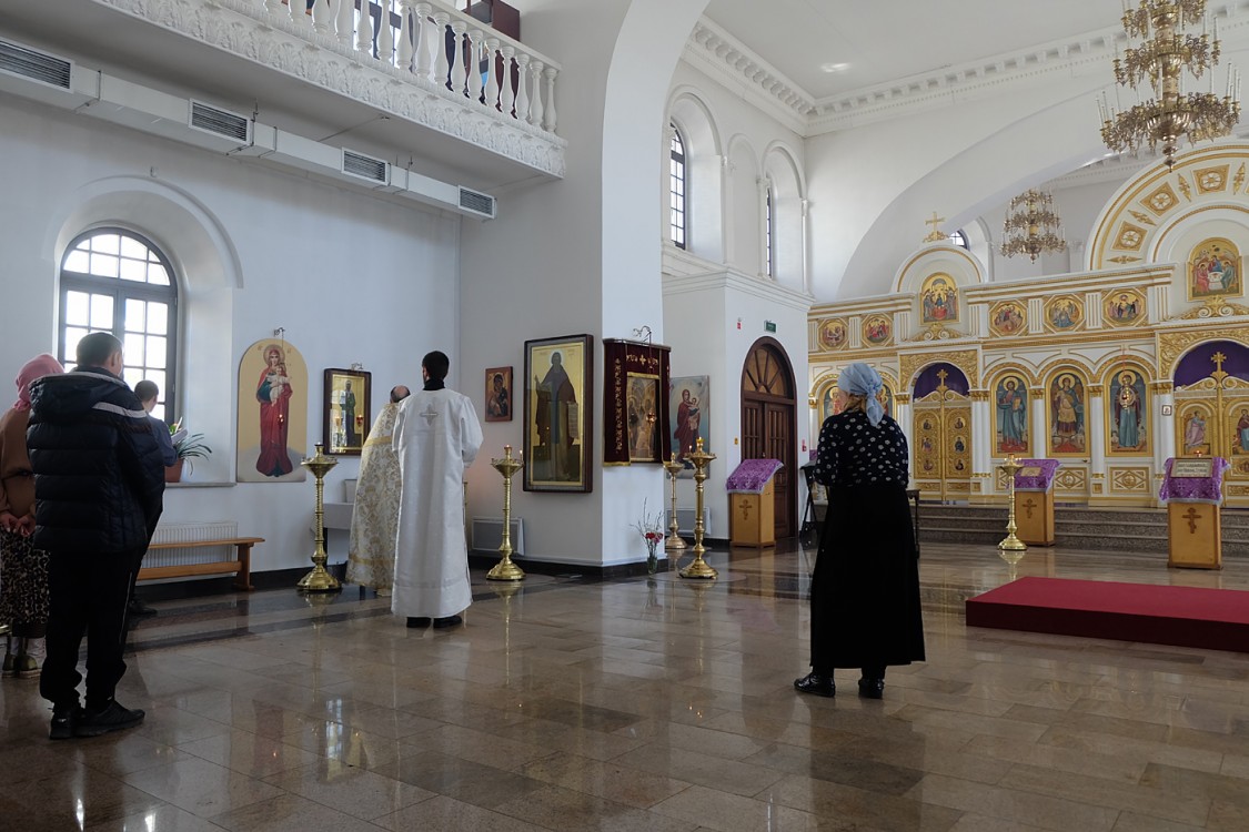 Собор Воскресения Христова (новый), Омск (Омск, город, Омская область). интерьер и убранство