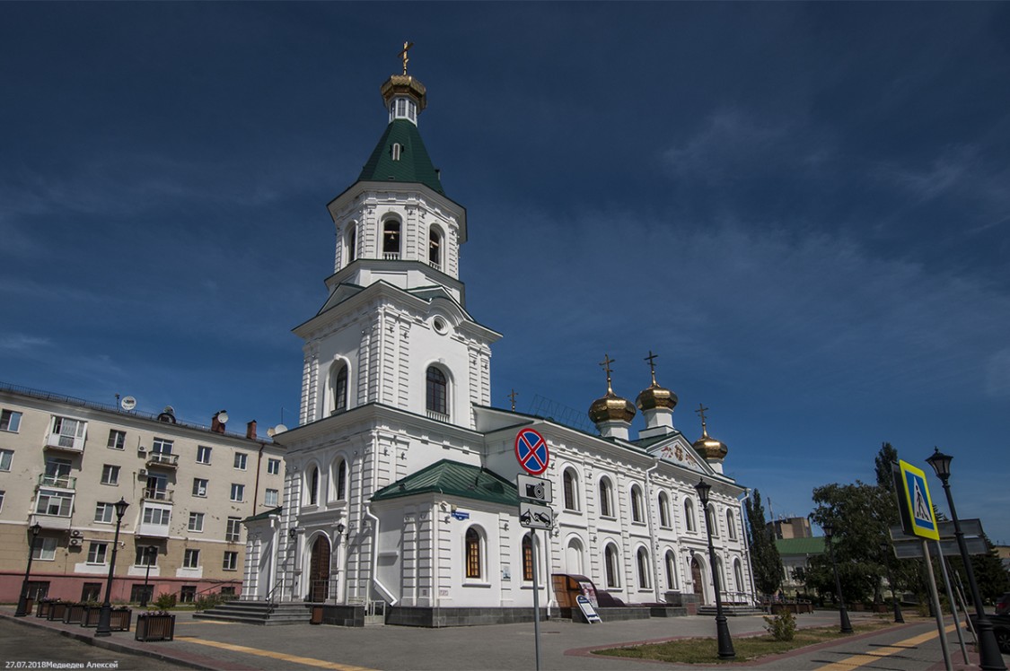 Омск. Собор Воскресения Христова (новый). фасады