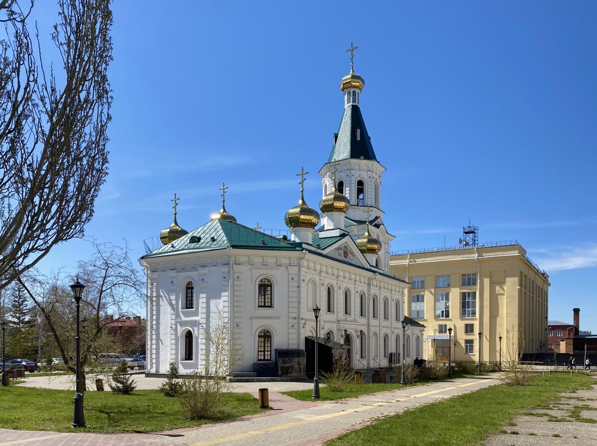 Омск. Собор Воскресения Христова (новый). фасады, Вид с северо-востока