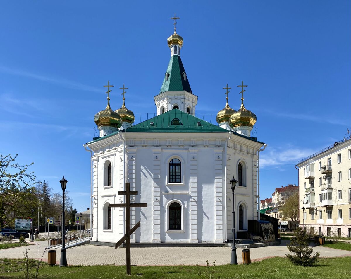 Омск. Собор Воскресения Христова (новый). фасады, Вид с востока