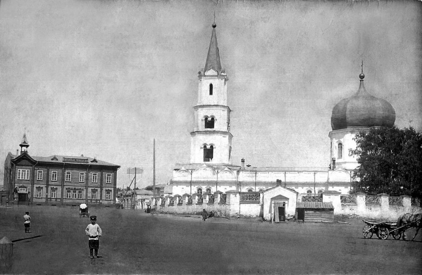 Барнаул. Собор Петра и Павла. архивная фотография, Фотография с сайта http://andcvet.narod.ru/
