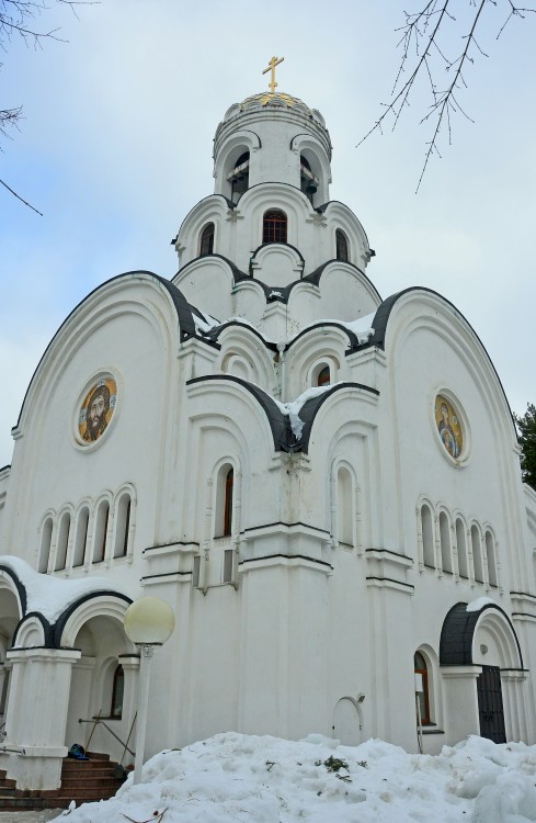 Фрязино. Церковь Рождества Христова. архитектурные детали