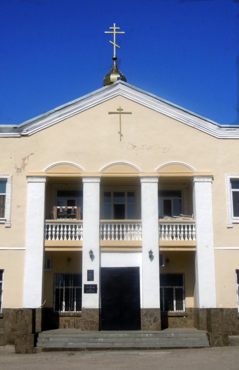 Керчь. Церковь Луки (Войно-Ясенецкого). фасады, Западный фасад храма с главными вратами 