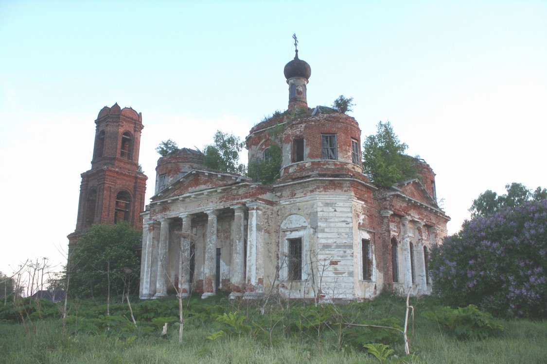 Церковь Воскресения Христова, Сулега (Бежецкий район, Тверская область). фасады