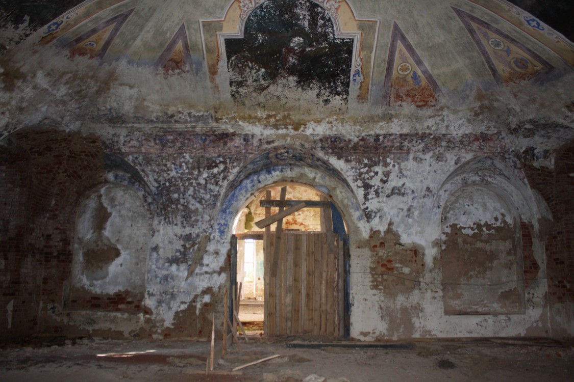 Церковь Воскресения Христова, Сулега (Бежецкий район, Тверская область). интерьер и убранство