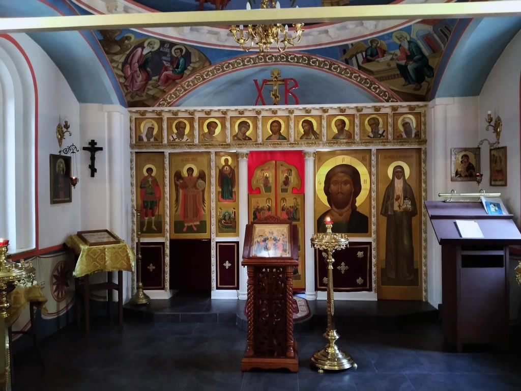 Церковь Елисаветы Феодоровны на Рублёвском кладбище, Кунцево (Западный административный округ (ЗАО), г. Москва). интерьер и убранство, интерьер основного объёма