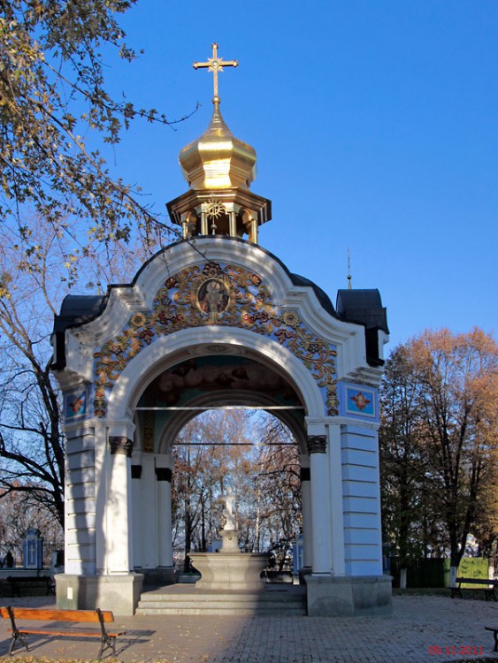 Киев. Михайловский Златоверхий монастырь. Неизвестная часовня. фасады