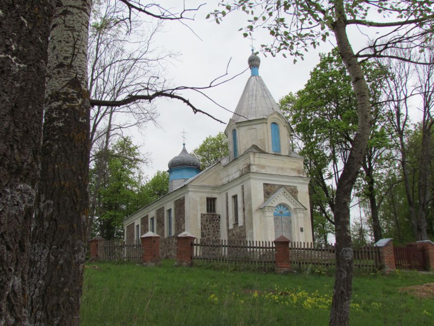 Церковь Покрова Пресвятой Богородицы, Ласица (Поставский район, Беларусь, Витебская область). фасады
