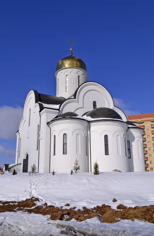 Лесной Городок. Церковь Рождества Иоанна Предтечи. фасады