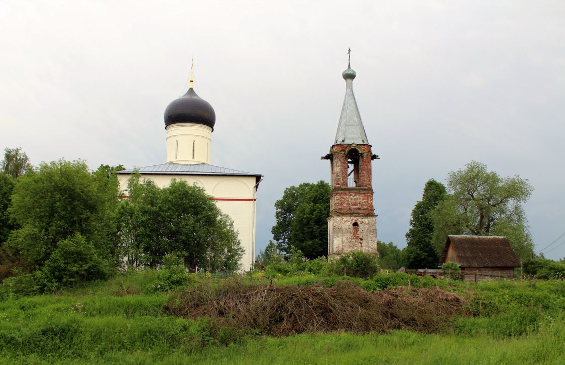 Пустынь. Медведева Богородице-Рождественская пустынь (подворье Николо-Пешношского монастыря). фасады