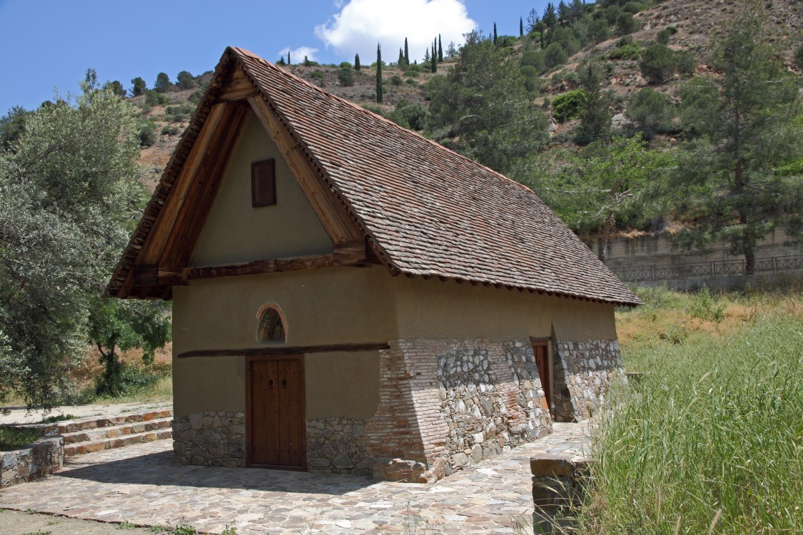 Часовня Михаила Архангела, Галата (Никосия, Кипр). фасады