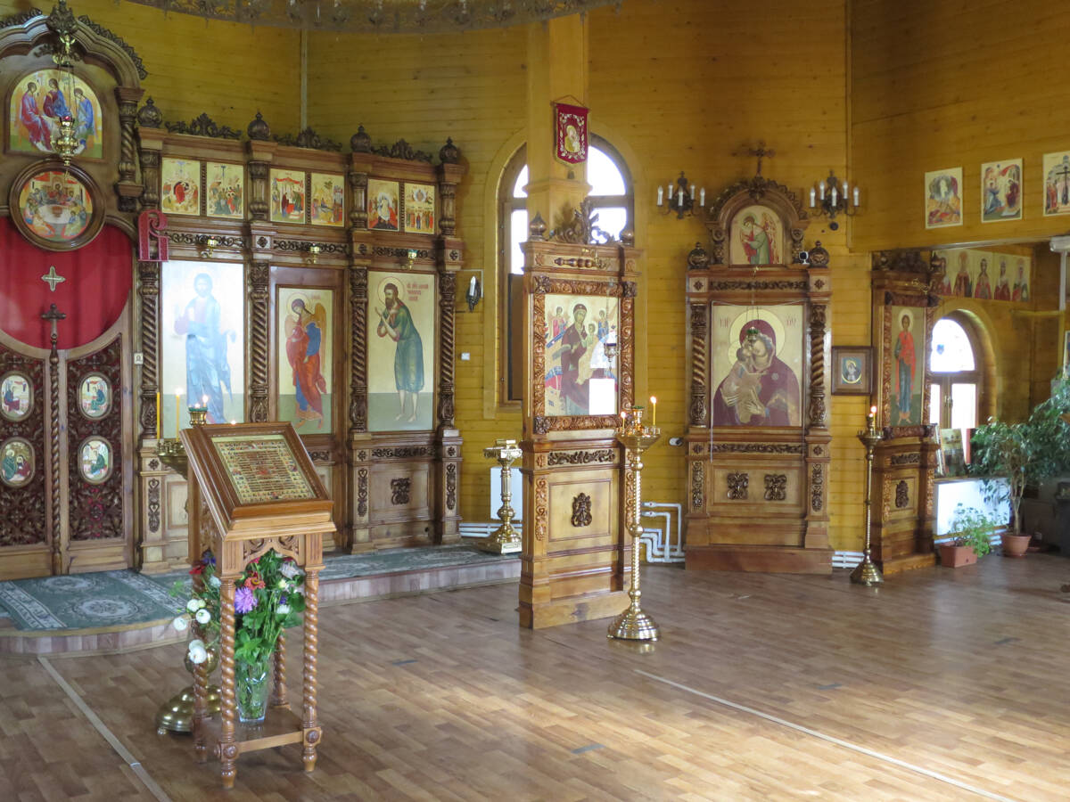 Церковь Алексия, человека Божия, Крылатское (Западный административный округ (ЗАО), г. Москва). интерьер и убранство