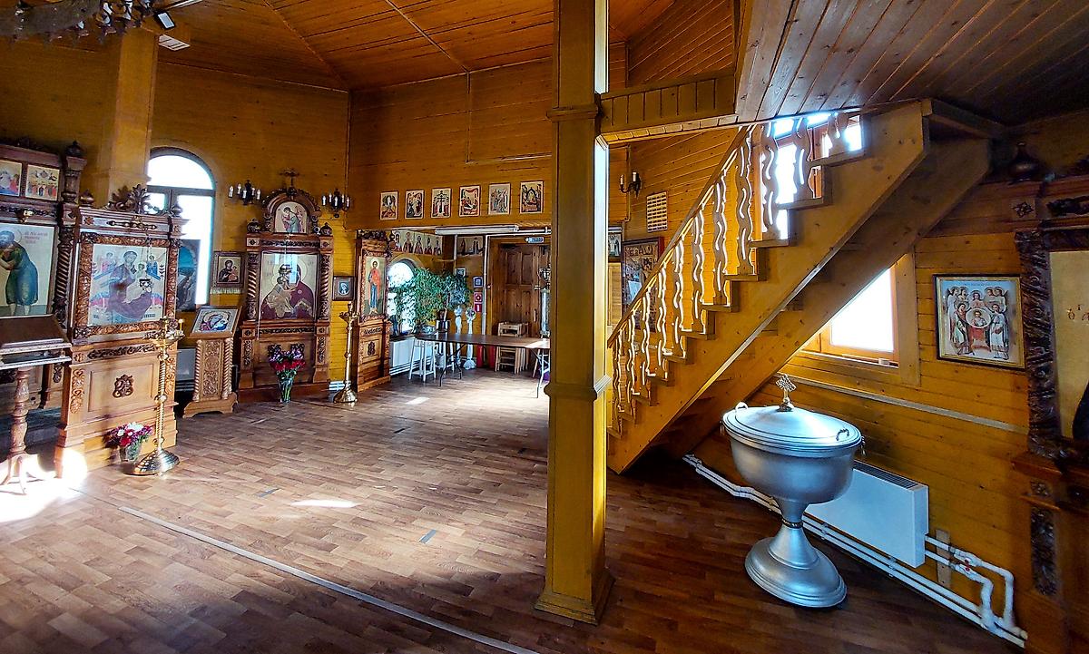 интерьер и убранство. Церковь Алексия, человека Божия в Крылатском, Крылатское (Западный административный округ (ЗАО), г. Москва)