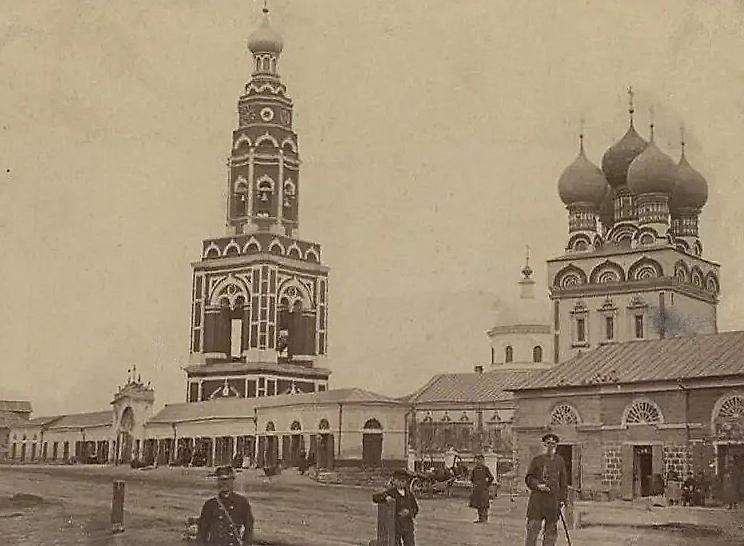Фото 1890 г., архивная фотография. Храмовый комплекс. Cобор Михаила Архангела и церковь Иерусалимской иконы Божией Матери, Бронницы (Раменский район и гг. Бронницы, Жуковский, Московская область)