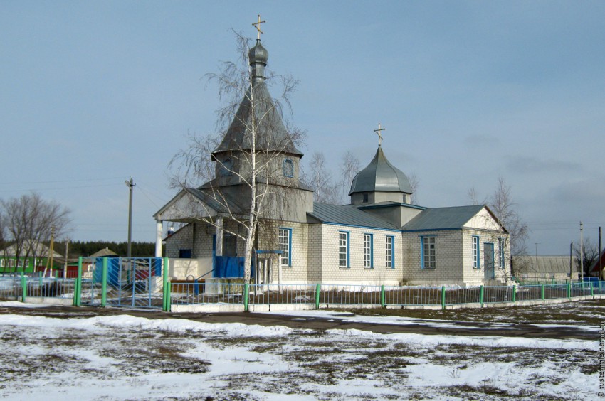 Церковь Михаила Архангела, Усть-Муравлянка (Репьёвский район, Воронежская область). фасады, Фото сайта: rustemple.narod.ru/vrn_ust_muravlyanka.html