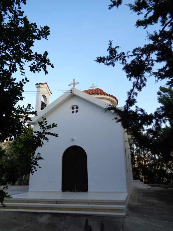 Пафос. Церковь Георгия Победоносца. фасады