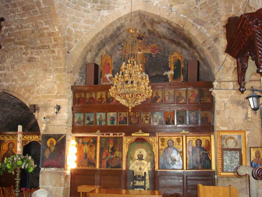 Церковь Кириакии Никомидийской, Пафос (Пафос, Кипр). интерьер и убранство