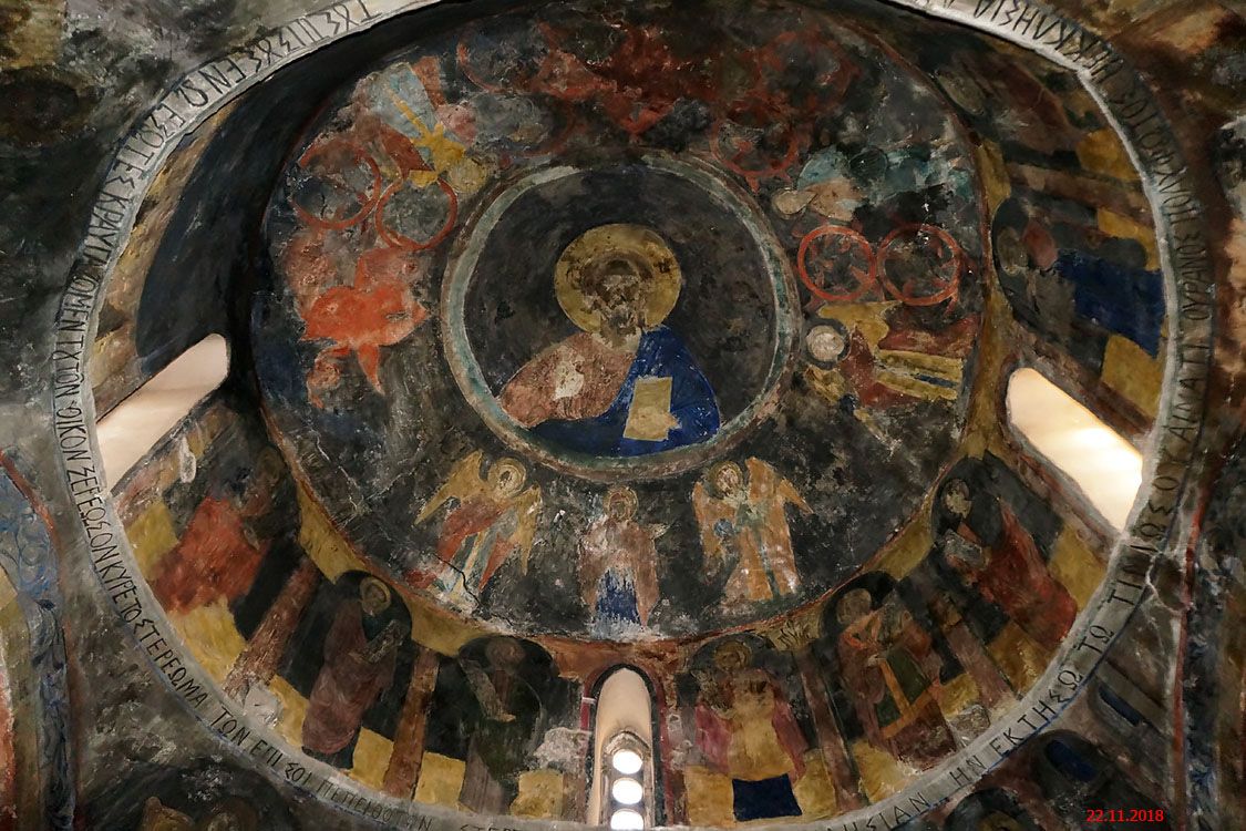 Панагия Хриселеоуса, Эмба (Пафос, Кипр). интерьер и убранство