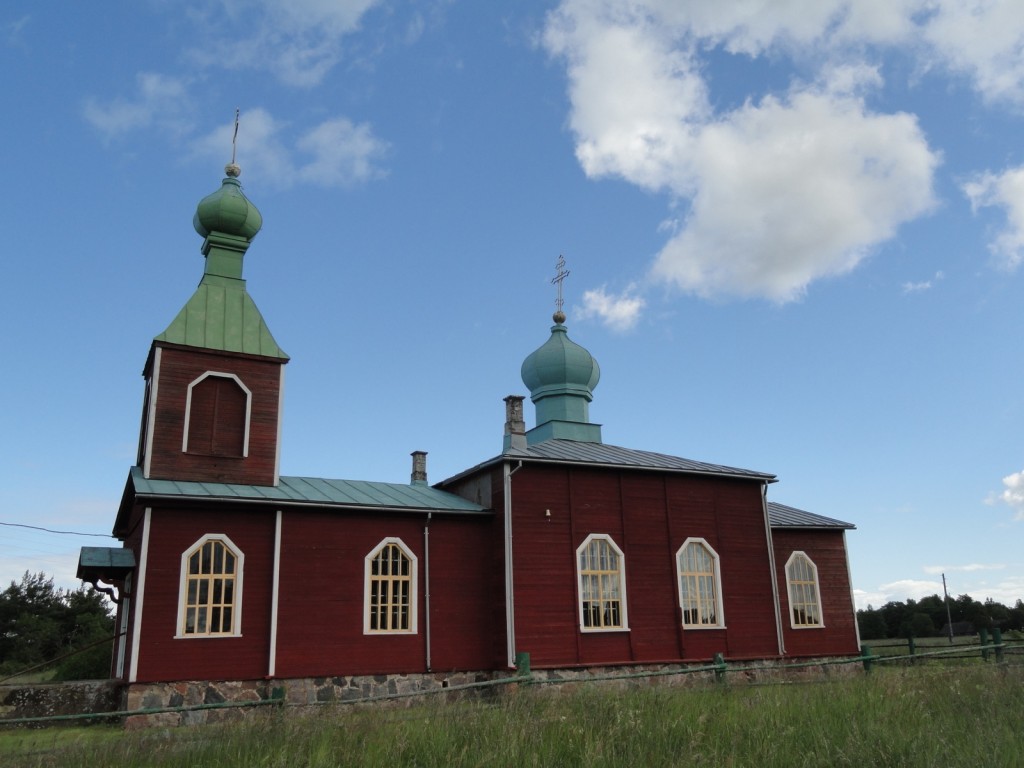 Церковь Сретения Господня, Метскюла (Сааремаа, Эстония). фасады