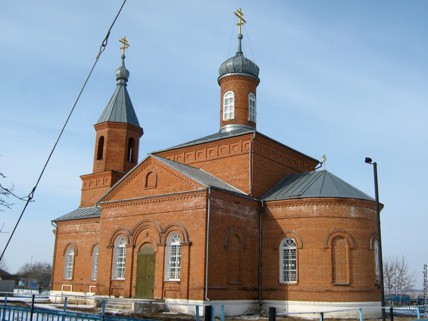 Платава. Церковь Димитрия Солунского. фасады