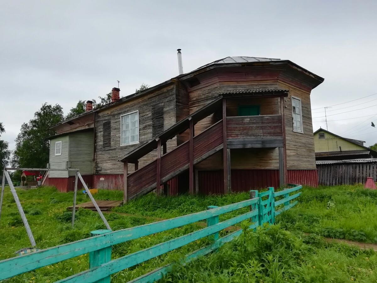Церковь Спаса Всемилостивого, Жердь (Жердское) (Мезенский район, Архангельская область). фасады, Июнь 2024