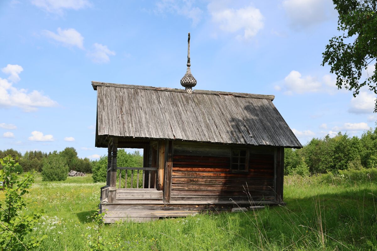 Часовня Власия, епископа Севастийского, Медвежий остров (д. Медвежье) (Плесецкий район, Архангельская область). фасады