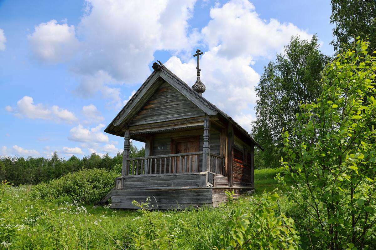 Часовня Власия, епископа Севастийского, Медвежий остров (д. Медвежье) (Плесецкий район, Архангельская область). фасады