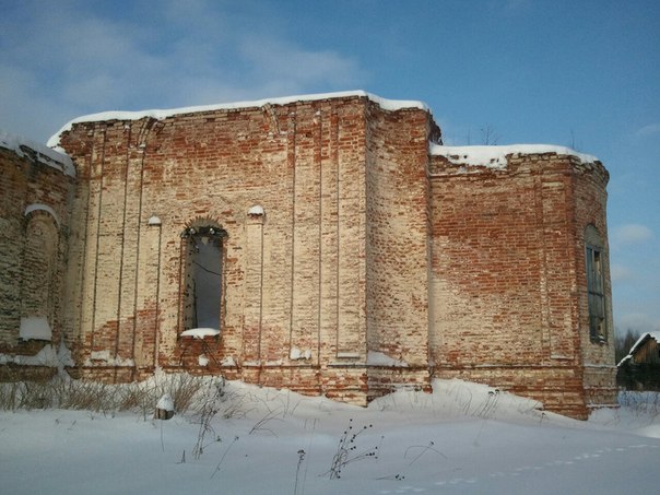 Нижняя (Нижне-Уфтюгский погост, Погост). Церковь Троицы Живоначальной. фасады, Фото с юга