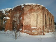 Церковь Троицы Живоначальной, Угол трапезной с юго-запада<br>, Нижняя (Нижне-Уфтюгский погост, Погост), Красноборский район, Архангельская область